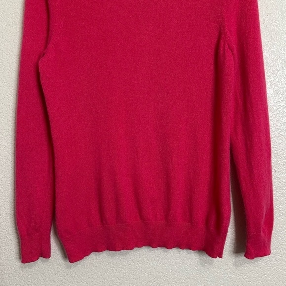 Tahari 100% Cashmere Fuchsia Pink Crewneck Sweater, Size XL - Picture 4 of 10